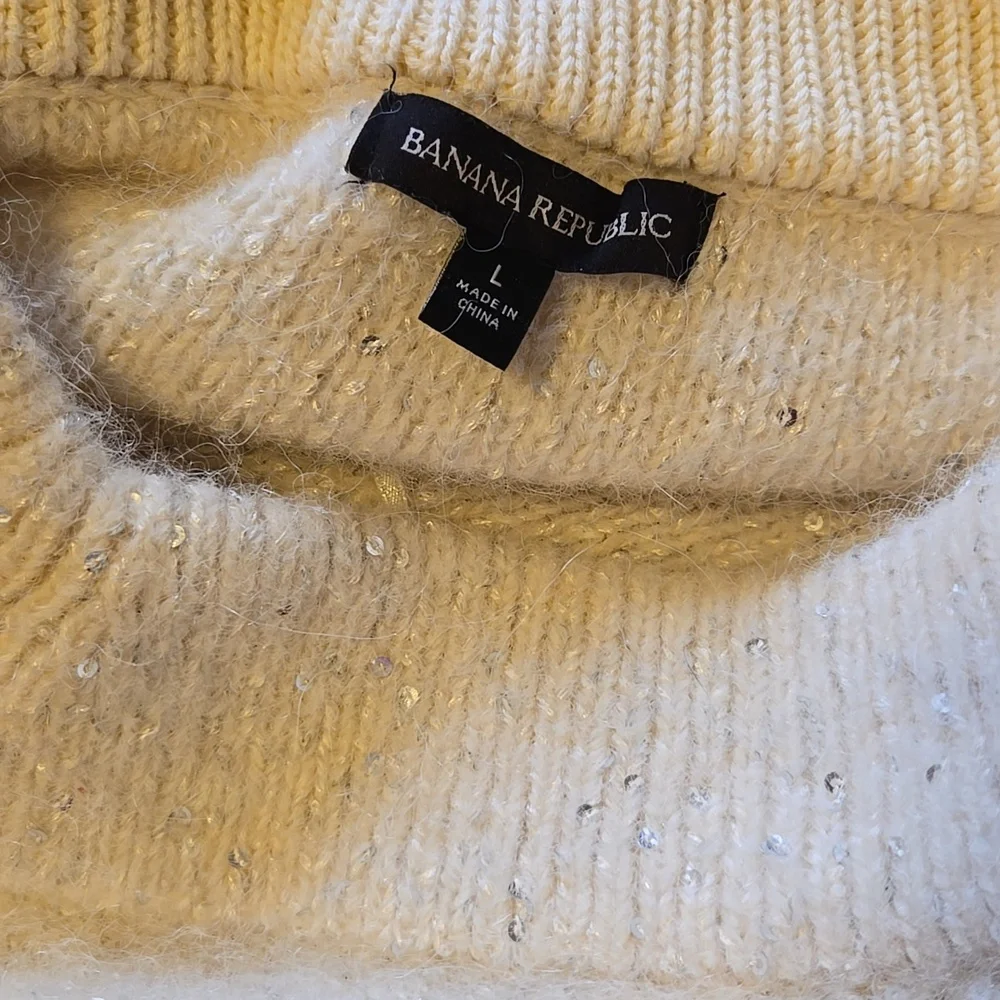 Banana Republic Soft Wool & alpaca Sweater With Sequins - Picture 3 of 4